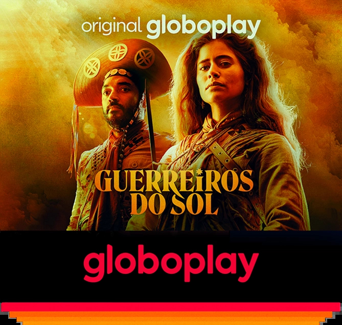Fundo laranja com os logotipos “globoplay” e “Big Brother Brasil”. No centro, dois robôs com formato de olhos, um verde e outro dourado, com elementos holográficos ao redor.