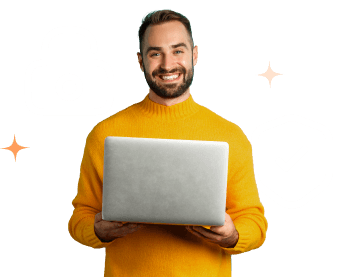 Homem sorrindo com um notebook nas mãos, acompanhado de ilustrações de um cadeado e escudo ao lado, simbolizando o compromisso com a privacidade e segurança.