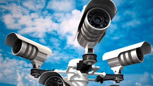 Imagem de duas câmeras instaladas