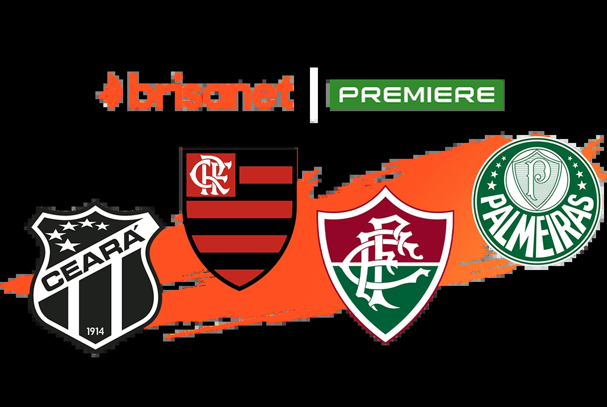 Três jogadores de times diferentes posam lado a lado em frente a um estádio iluminado, os uniformes são, respectivamente do Flamengo, Cruzeiro e Palmeiras.